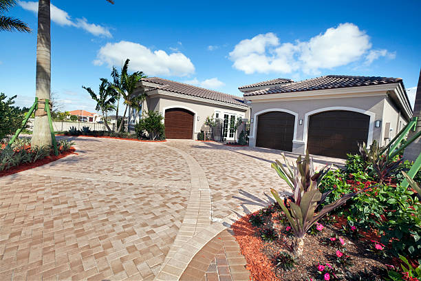 Best Driveway Resurfacing Pavers  in Monticello, IN